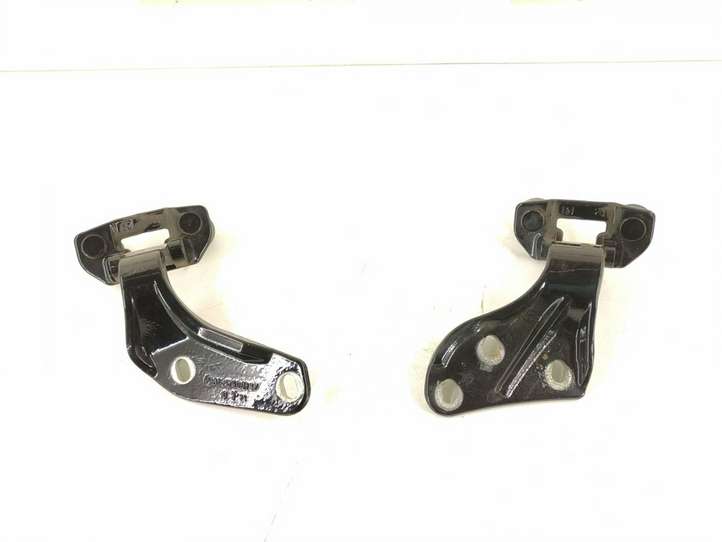 Mercedes-Benz ML W164 (2005 - 2011)  A1647400137 Петля (петли) задней крышки