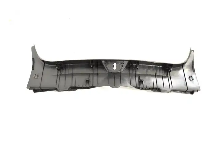 Mazda 3 II (2013 - 2017) BHN16889 Отделка порога багажника — фото 4
