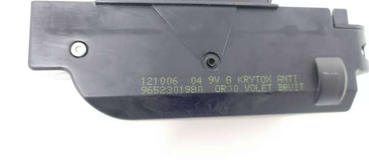 Citroen C4 (2004 - 2008)  9652301980 Замок задней крышки