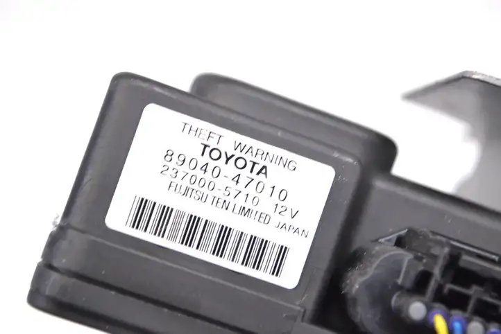 Toyota Prius (XW30) (2009 - 2015) 8904047010 Сирена сигнализации — фото 5