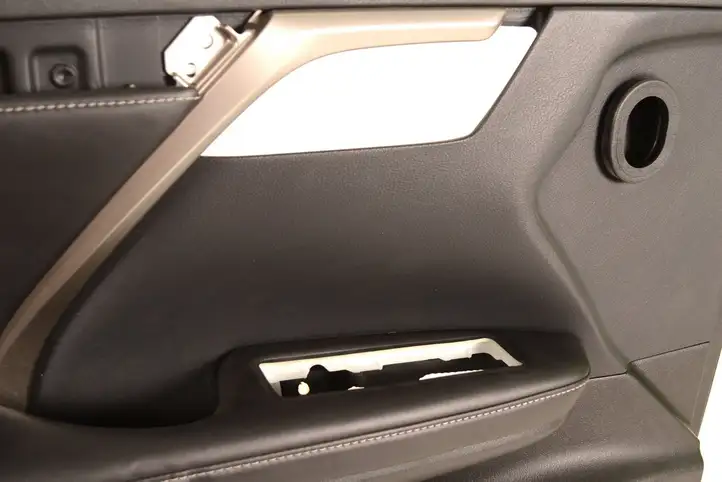 Lexus RX 450H (2015 - 2019) 6776448050 Обшивка передней двери — фото 4