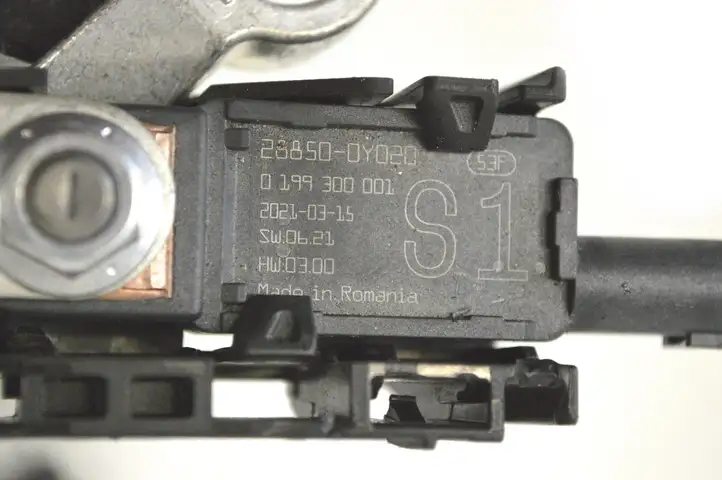 Toyota Corolla E210 E21 (2018 - ) 288500Y020 Клеммный узел плюсовых проводов — фото 5
