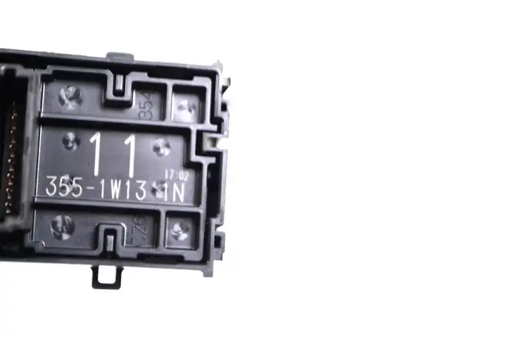 Toyota Corolla E210 E21 (2018 - ) 3551W131N Кнопка стеклоподъемников — фото 6