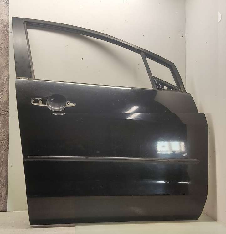 Mazda 5 (2005 - 2010)   Дверь