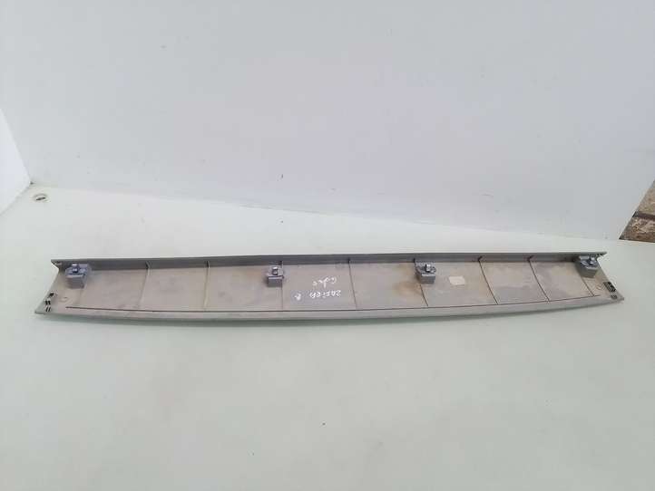 Opel Zafira (2003 - 2006)  13131331 Верхняя отделка (у окна)