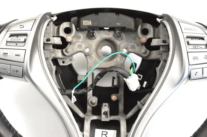 Nissan X-Trail T32 (2014 - 2021) Руль — фото 3