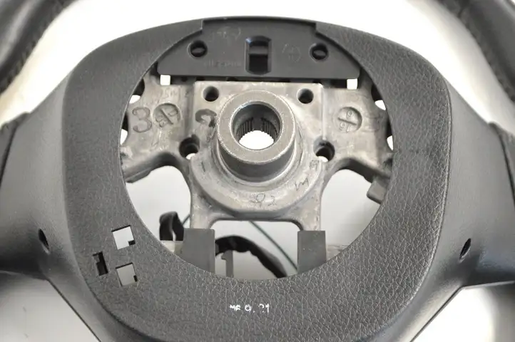 Nissan X-Trail T32 (2014 - 2021) Руль — фото 6