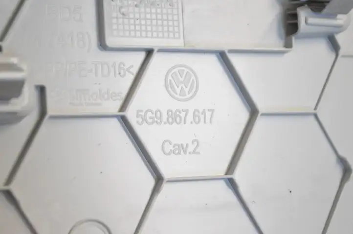 Volkswagen Golf VII (2013 - 2019) 5G9867617 Прочие детали салона — фото 5