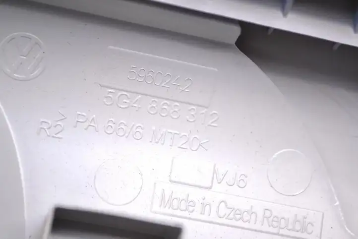 Volkswagen Golf VII (2013 - 2019) 5G4868312 Верхняя обшивка стойки B — фото 6