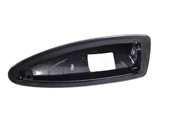 BMW 5 F10 F11 (2009 - 2016) 9269863 Крышка GPS-антенны — фото 2