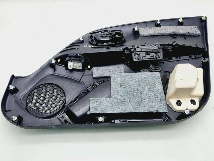 Toyota Aygo (2014 - 2018)  676200H180 Обшивка передней двери