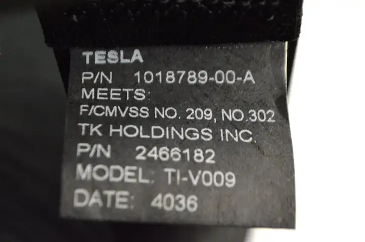 Tesla Model S (2012 - 2016) 2466189AC Задний ремень безопасности — фото 5