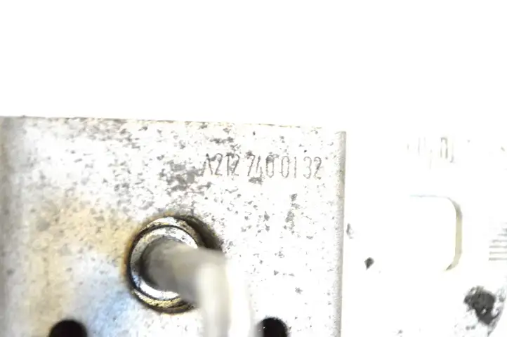 Tesla Model S (2012 - 2016) A2127400132 Петля замка задней двери — фото 6