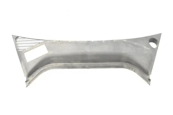 Tesla Model S (2012 - 2016) 100632900D Жабо стеклоочистителей — фото 1