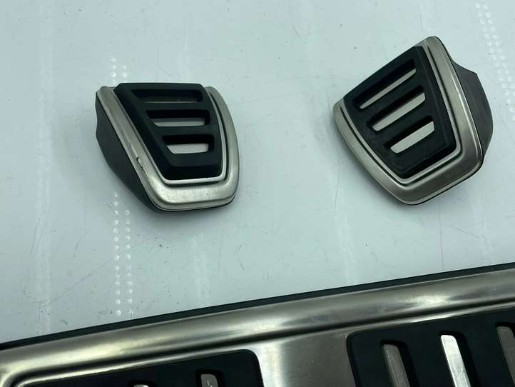 Volkswagen Touran III (2016 - )  5Q1864551A Опора ноги