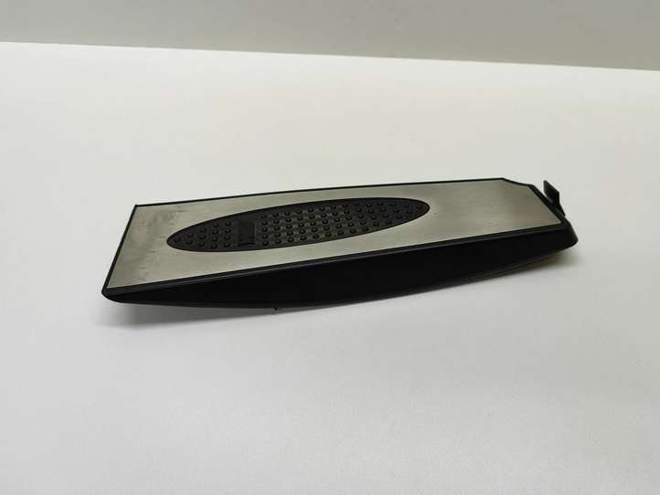 BMW 5 E60 E61 (2004 - 2010)  51477896959 Опора ноги