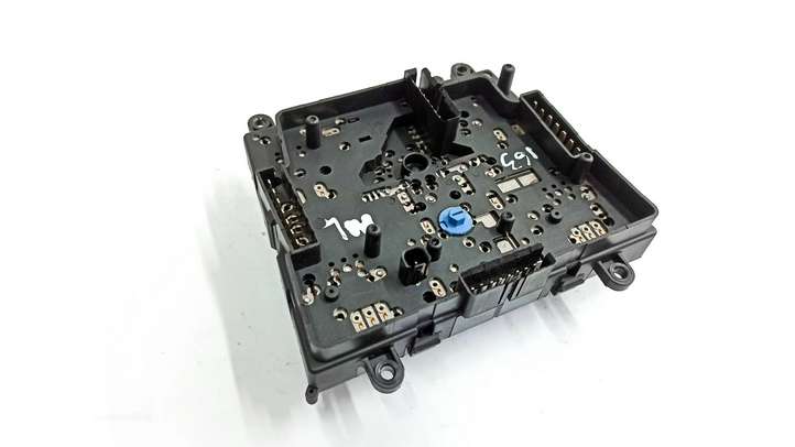 Mercedes-Benz ML W163 (1997 - 2005)  A1638206610 Кнопка стеклоподъемников