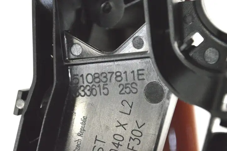 Volkswagen Golf VII (2013 - 2019) 510837811E Наружная ручка двери — фото 6