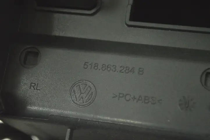 Volkswagen Golf VII (2013 - 2019) 518863284B Передняя пепельница — фото 5