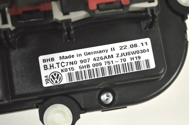 Volkswagen PASSAT B7 (2011 - 2014) 7N0907426AM Управление климат контролем — фото 5