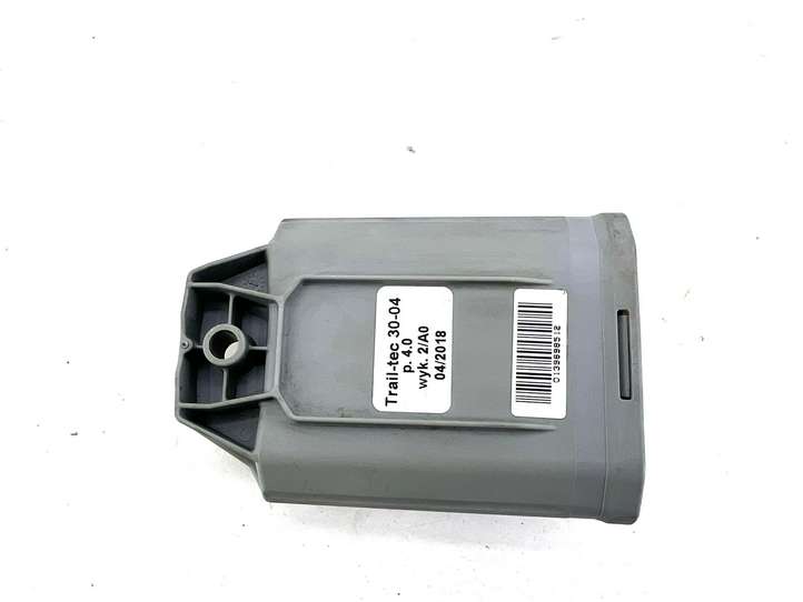 Mercedes-Benz C W203 (2000 - 2007)  10R058041 Реле крюка для прицепа