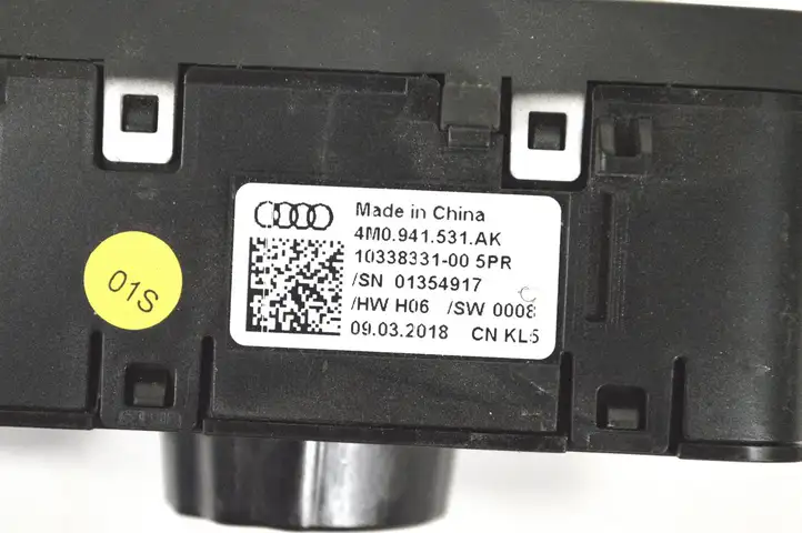 Audi A4 S4 B9 (2015 - 2019) 4M0941531AK Включатель фонарей — фото 6