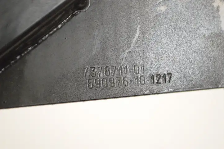 BMW 3 F30 F35 F31 (2012 - 2018) 7378711 Другая часть кузова — фото 5