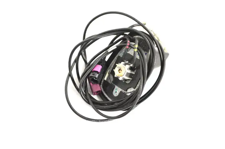 Mercedes-Benz C W204 (2007 - 2014) A2048207675 GPS антенна — фото 4