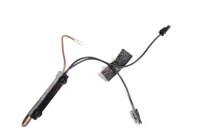 Mercedes-Benz C W204 (2007 - 2014) A2048708390 Усилитель антенны — фото 1