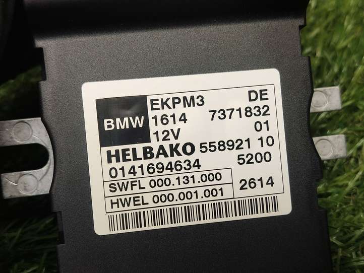 BMW 3 F30 F35 F31 (2012 - 2018)  7371832 Блок управления топливного насоса