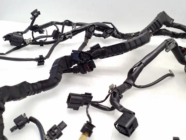 Mercedes-Benz C W204 (2007 - 2014)  A2711506833 Проводка двигателя