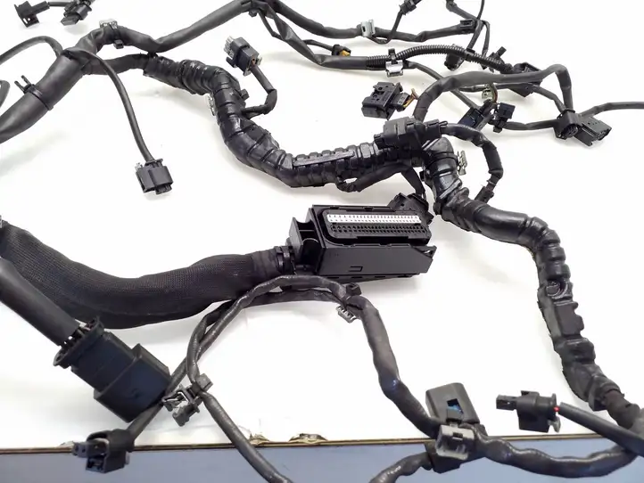 Mercedes-Benz C W204 (2007 - 2014)  A2711506833 Проводка двигателя