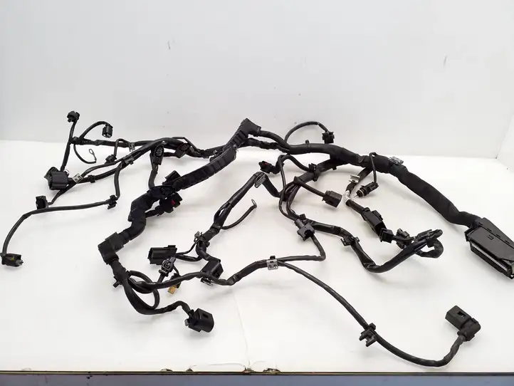 Mercedes-Benz C W204 (2007 - 2014)  A2711506833 Проводка двигателя