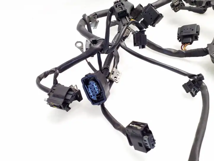 Mercedes-Benz C W204 (2007 - 2014)  A2711506833 Проводка двигателя