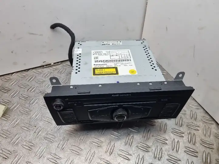 Audi A4 (2007 - 2011)  8T2035186C Радио/ проигрыватель CD/DVD / навигация