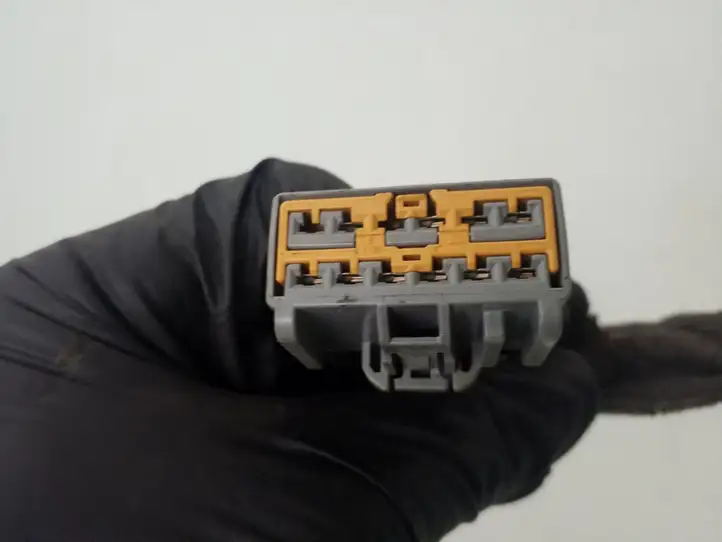 Volvo V70 (2000 - 2004)  8676027 Проводка передних дверей