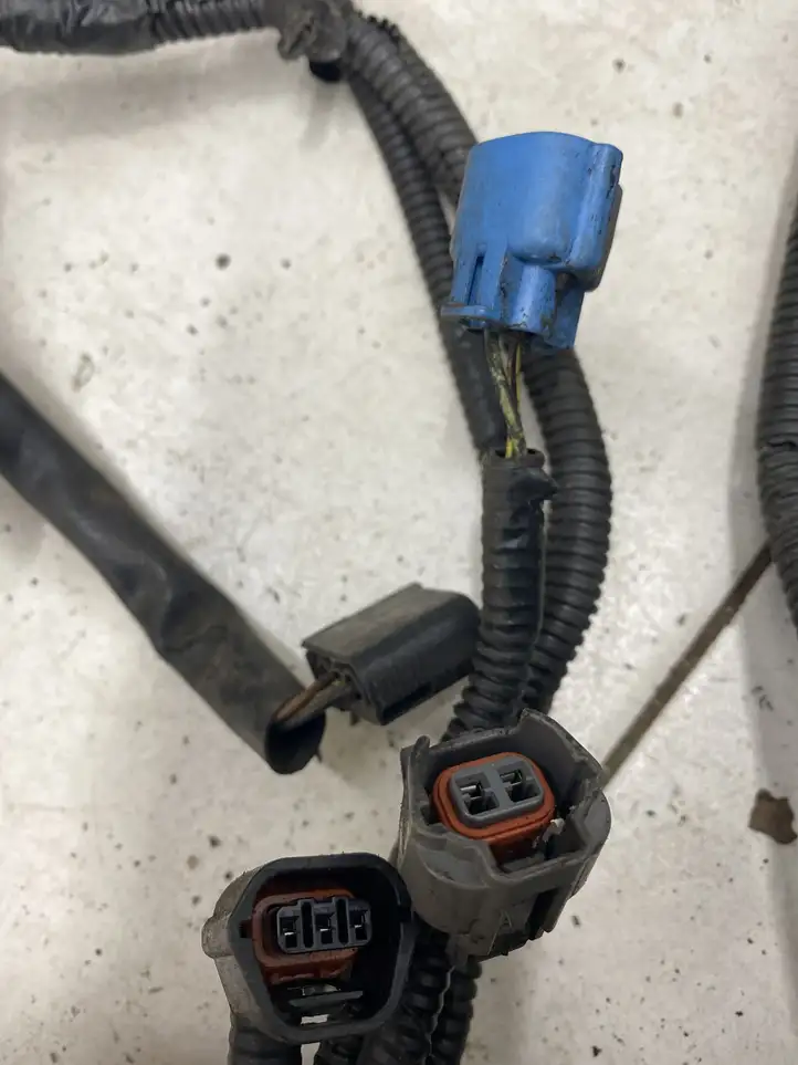 Subaru Forester SH (2008 - 2013)   Проводка двигателя