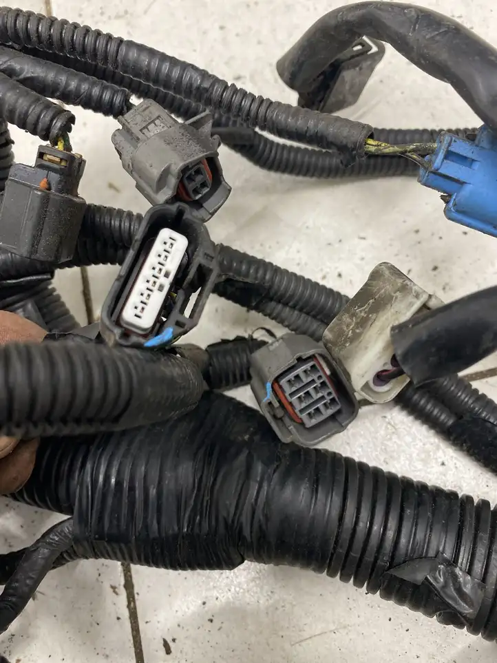 Subaru Forester SH (2008 - 2013)   Проводка двигателя