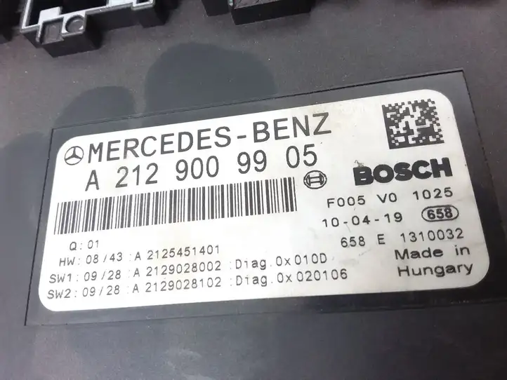 Mercedes-Benz C W204 (2007 - 2014) A2129009905 Блок предохранителей — фото 3