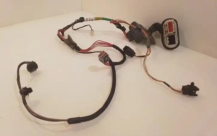 Dodge Caliber (2006 - 2012)  71844232 Проводка передних дверей