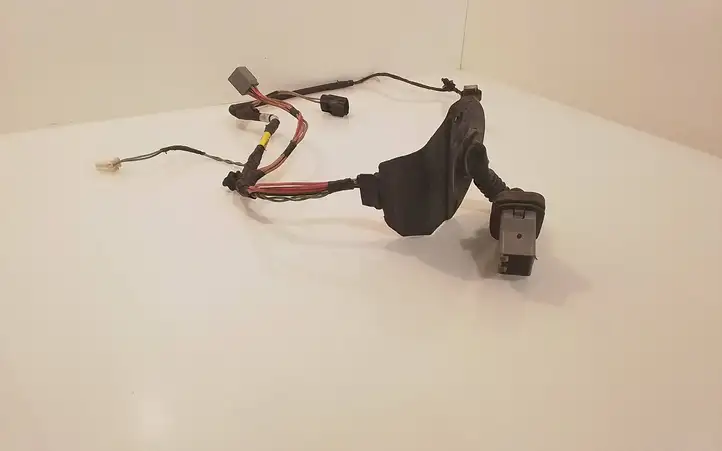 Dodge Caliber (2006 - 2012)  71844230 Проводка передних дверей