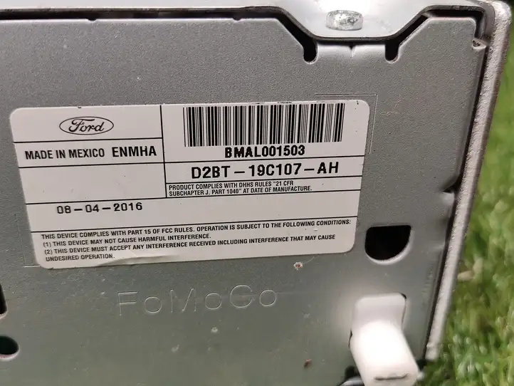 Ford Fiesta (2013 - 2017) D2BT19C107AH Магнитола / мультимедийная система — фото 3