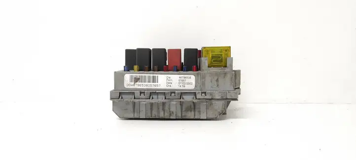 Fiat Stilo (2001 - 2010)  46796538 Блок предохранителей