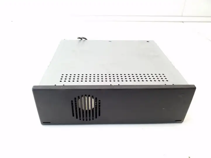 Volkswagen Touareg I (2002 - 2010)  7L6919146D Радио/ проигрыватель CD/DVD / навигация