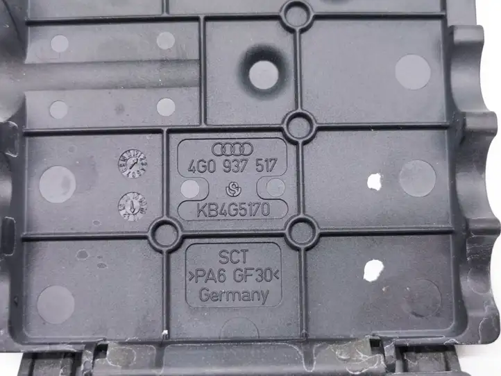Audi A7 S7 4G (2010 - 2014) 4G0937517 Блок предохранителей — фото 4