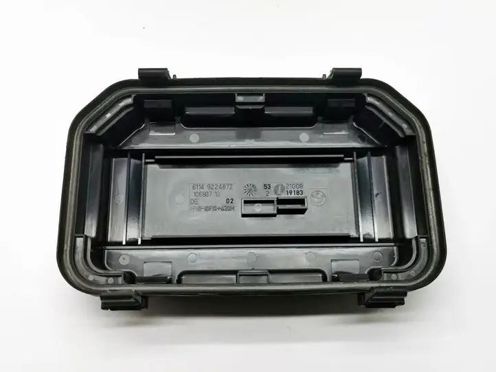 BMW 3 F30 F35 F31 (2012 - 2018)  9224872 Блок предохранителей