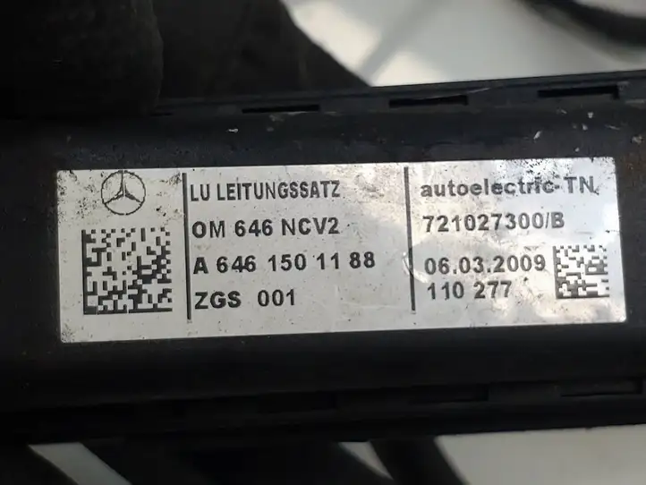 Mercedes-Benz Vito Viano W639 (2003 - 2010) A0001501415 Проводка двигателя — фото 9