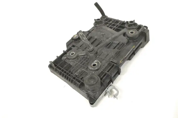 Alfa Romeo Giulietta (2010 - ) 51828595 Ящик аккумулятора — фото 4