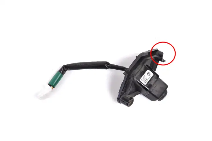 Nissan Qashqai (2013 - 2017) 284424EA0B Камера заднего вида в бампере — фото 1