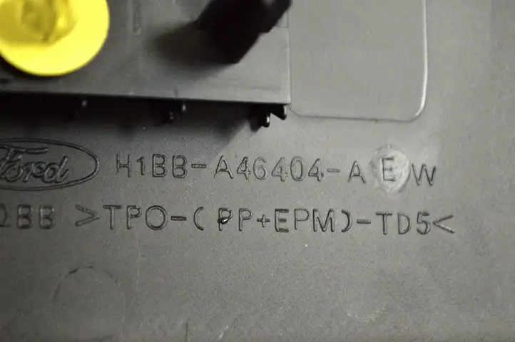 Ford Fiesta (2017 - ) H1BBA46404AEW Задняя боковая обшивка салона — фото 5